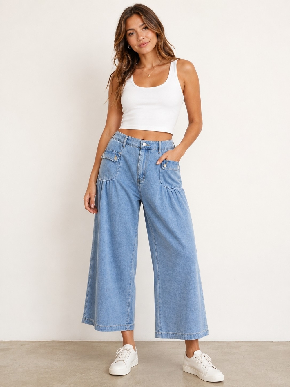 Women's Pleated Front Pocket Wide Leg Jeans